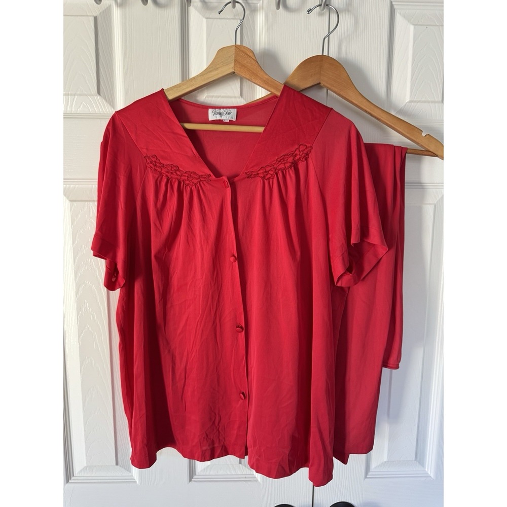 Women's Vanity Fair Pajama Set Cherry Red Nylon 2 Pc Sz L Vintage Granny Core
